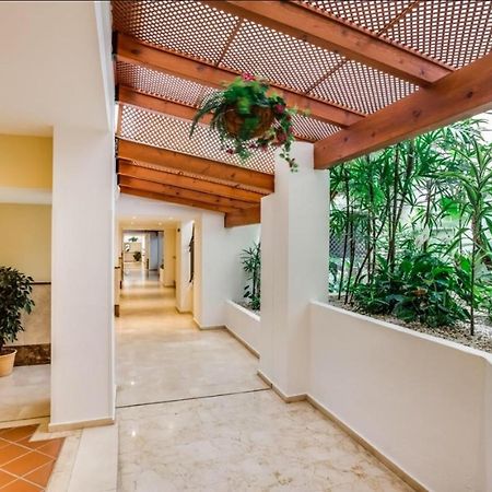 Appartamento Terrazas De Banus Marbella Esterno foto