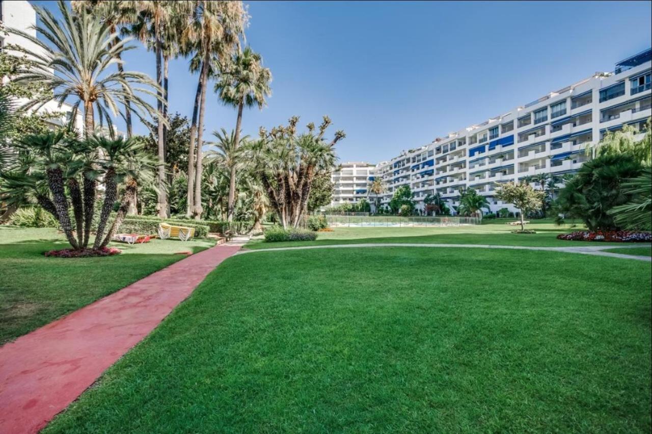 Appartamento Terrazas De Banus Marbella Esterno foto